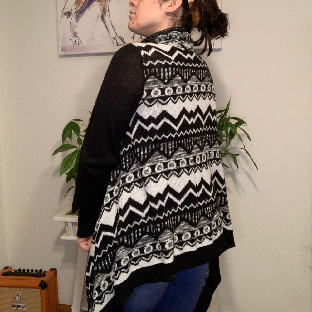 Cardigan - Picture 3 of 3